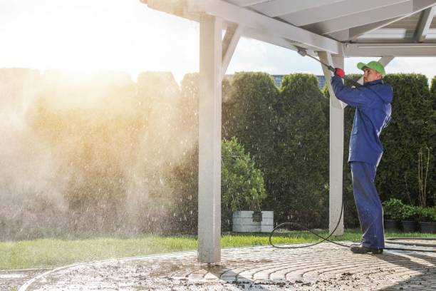 Best Animal Enclosure Cleaning  in River Bend, NC